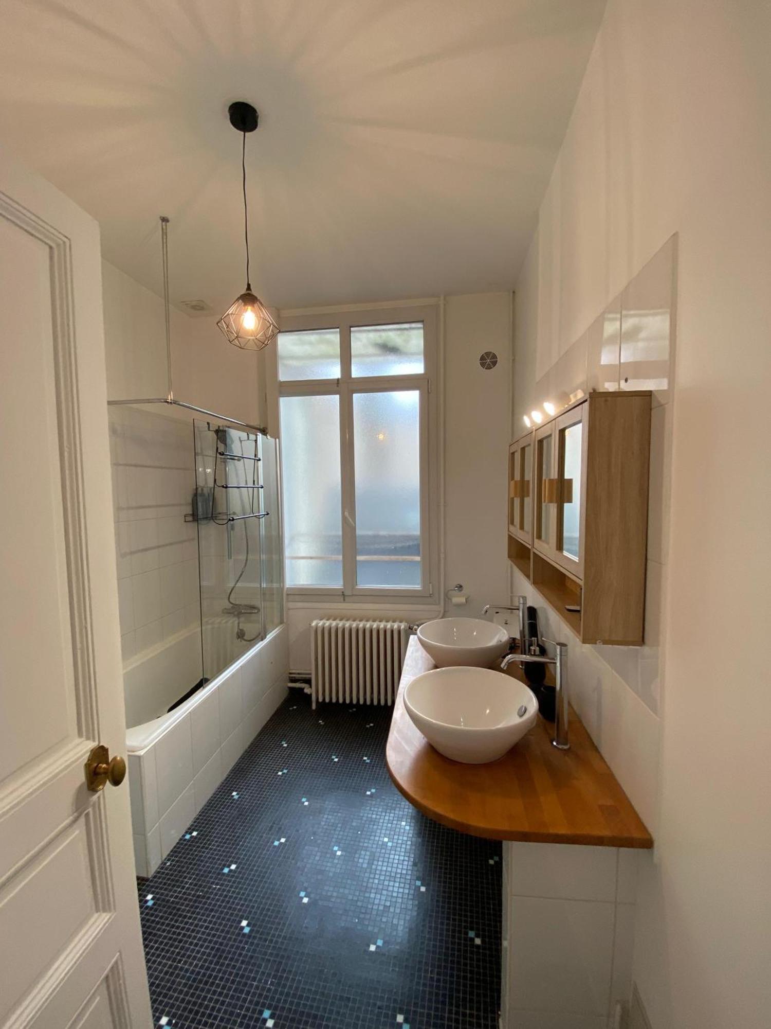 L'Appartement Privilege - 4 Chambres - Coeur D'Angers, Spacieux Et Elegant Esterno foto